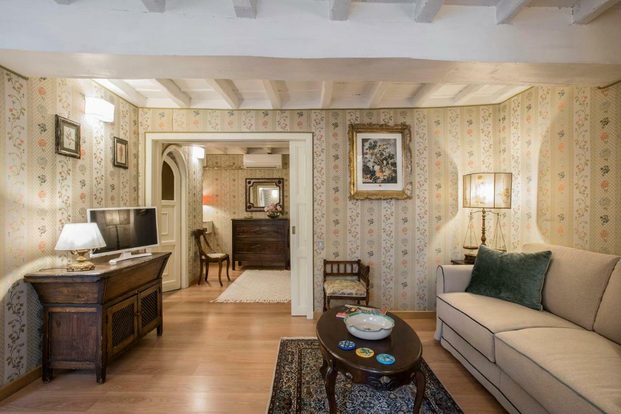 Trevinestrome - Exclusive Trevi Fountain View Apartment 외부 사진