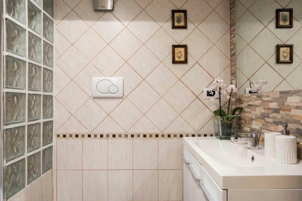 Trevinestrome - Exclusive Trevi Fountain View Apartment 외부 사진
